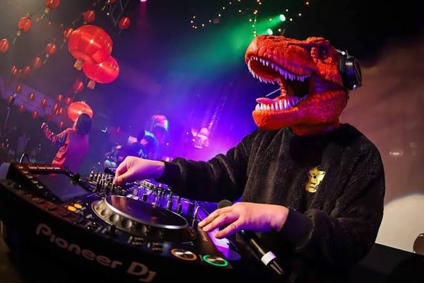 DJザウルス ONE MAN LIVE 大ダイナソー